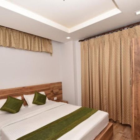 Castle Residency Hotel Shillong Exterior photo